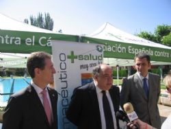 Presentación de la campaña «Sol sin Riesgo» en las piscinas municipales de Zaragoza