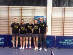 El School Zaragoza Tenis de Mesa, categoría femenina, hace realidad el sueño del ascenso a Súper División