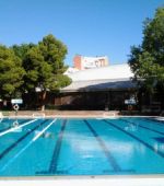 Calles para practicar la natación en las piscinas de verano