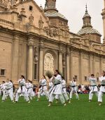 La plaza del Pilar acogió las actividades deportivas de «Hola Primavera»