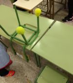 Las pelotas de tenis de los cursos municipales se reciclan una vez más