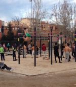 Mucha participación y gran ambiente en el nuevo «Street Workout» del Parque Torre Ramona
