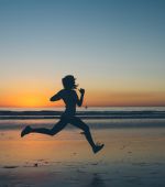 Correr en la playa: consejos, beneficios e inconvenientes