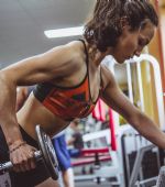 ¿Cómo debe ser un entrenamiento completo en el gimnasio?