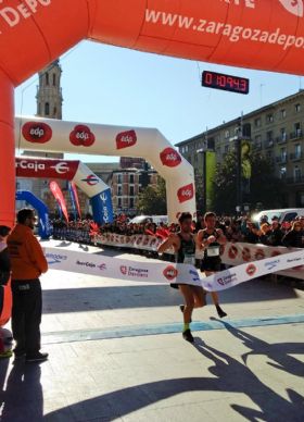 Clasificaciones, fotos, diplomas y vídeos de la XXII EDP Media Maratón Trofeo «Ibercaja-Ciudad de Zaragoza»