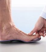 ¿Por qué es importante usar plantillas para fortalecer los pies del corredor?