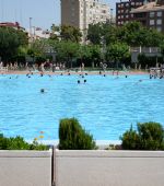 Consulta todos los servicios que te ofrecen las piscinas municipales de verano