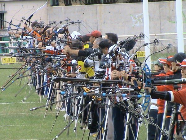 VI Trofeo de Tiro con Arco por Equipos al aire libre VI Trofeo de Tiro con Arco por Equipos al aire libre