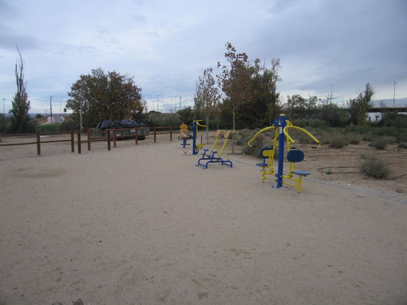 Estación gimnasia IDE Lago Rosales del Canal