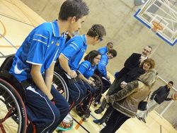 La selección aragonesa de baloncesto en silla de ruedas en edad escolar, referente nacional