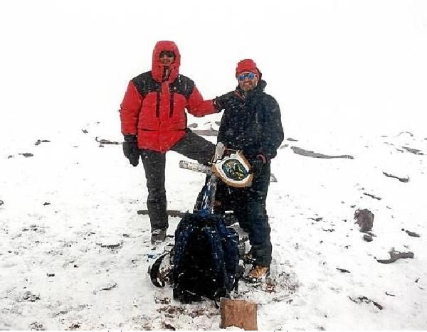 «Es un reto apasionante. Es la primera vez que se realiza una expedición aragonesa a este destino»