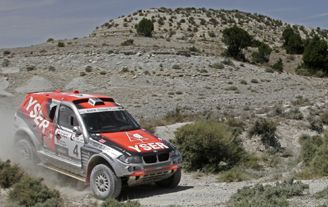 Filipe Campos en coches y Gerard Farrés en motos se adjudican la Baja España-Aragón