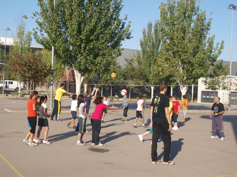 Programación de clinics y actividades de promoción de voleibol del Club Voleibol Zaragoza