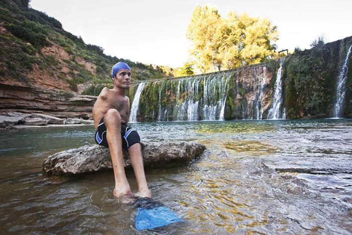 Javier Hernández, la valentía se tira al agua