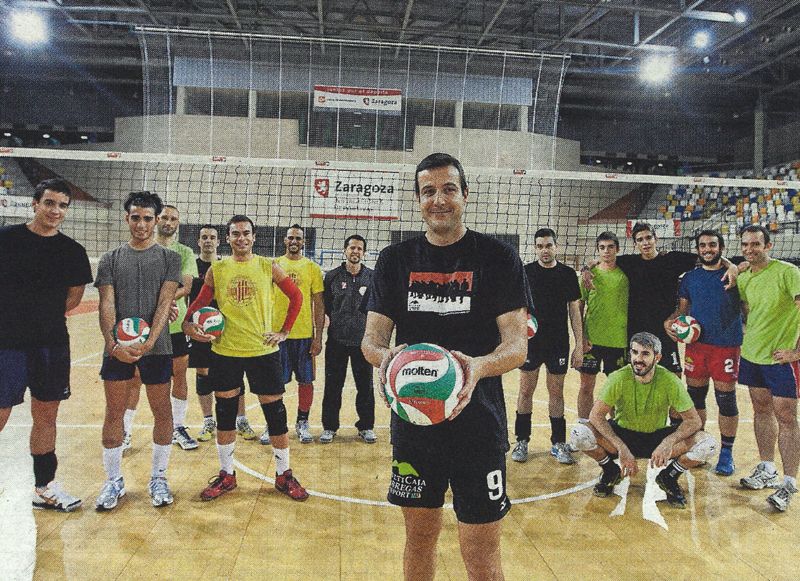 El Club Voleibol Zaragoza «compra» experiencia