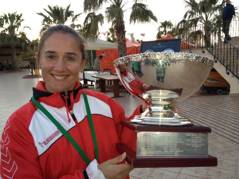 Eva Bes, campeona del mundo de tenis por equipos en categoría veteranos (+40)