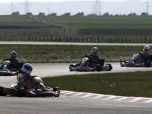 Espectacular inicio del Regional de Karting en Zuera.