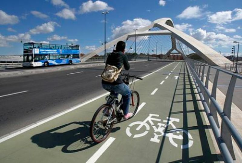  El Barómetro de la Bicicleta hace una radiografía de los usos, ventajas, carencias y opiniones sobre este medio de transporte en Zaragoza