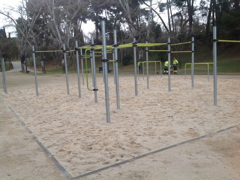 Nueva instalación para practicar «Street Workout» en el Parque Grande «J. A. Labordeta»