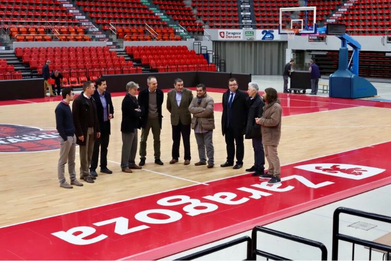 El alcalde recibe a la delegación de la UEFA para cerrar los preparativos de la Final Four de fútbol sala