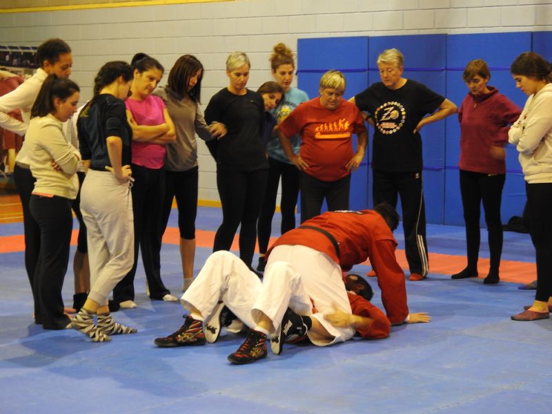 Fotos y Vídeo de la Master Class de Defensa Personal para Mujeres