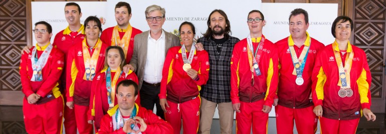 El Ayuntamiento felicita a Special Olympics Aragón por sus 11 medallas en los Juegos Mundiales de Abu Dhabi