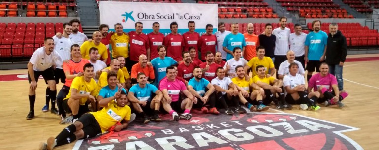 CaixaBank y el Ayuntamiento de Zaragoza fomentan la inclusión social a través de un partido entre reclusos, funcionarios, empleados y clientes de CaixaBank