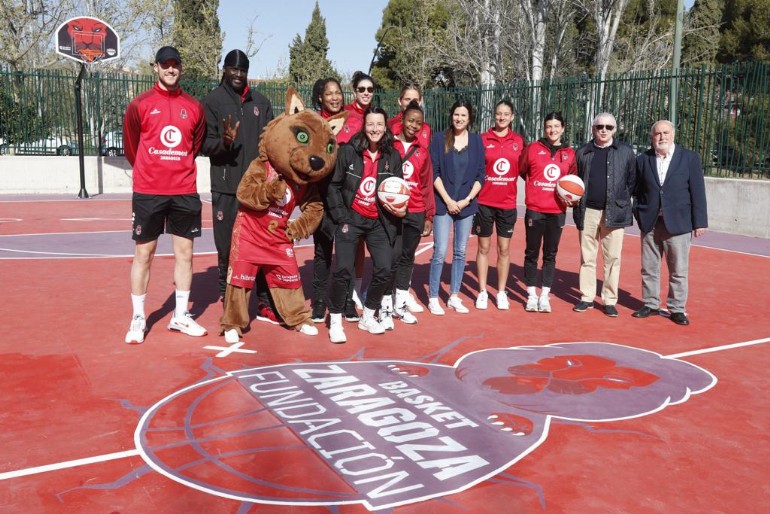 El barrio de Las Fuentes estrena nueva cancha de baloncesto al aire libre