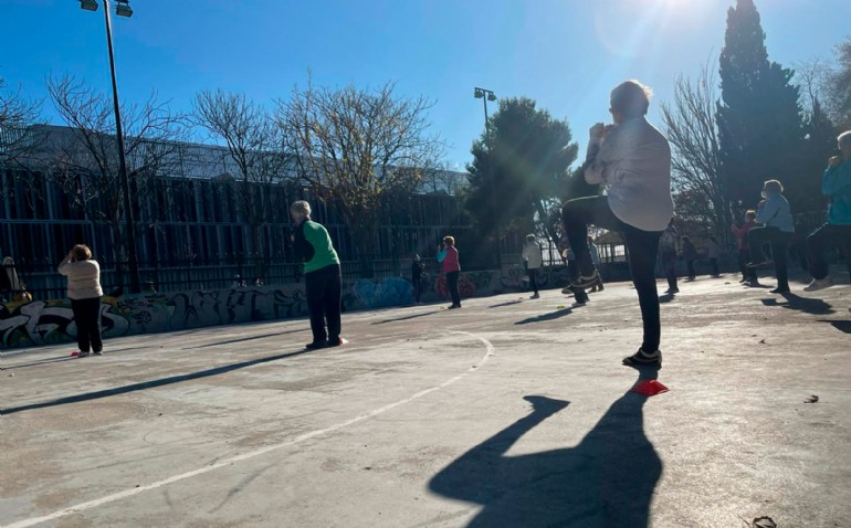Actividades físicas al aire libre para mayores de 67 años Actividades físicas al aire libre para mayores de 67 años