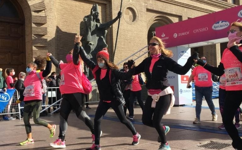 9.000 corredoras se sumaron a la Marea Rosa de la Carrera de la Mujer de Zaragoza 9.000 corredoras se sumaron a la Marea Rosa de la Carrera de la Mujer de Zaragoza