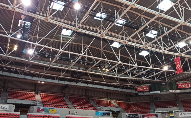 La Gala de la Edificación Aragonesa reconoce la innovadora reforma de la cubierta del pabellón «Príncipe Felipe» La Gala de la Edificación Aragonesa reconoce la innovadora reforma de la cubierta del pabellón «Príncipe Felipe»