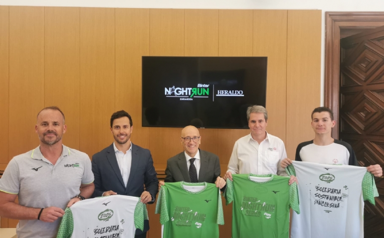 La carrera nocturna Binter NightRun Series recorrerá este sábado las riberas del Ebro y el casco histórico de Zaragoza