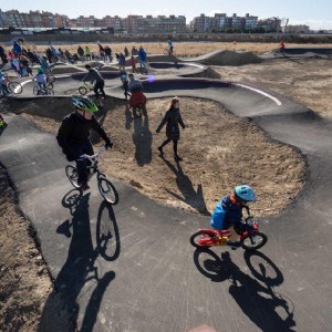 Aprobada la obra para instalar iluminación en el pump track y el potrero de Parque Goya