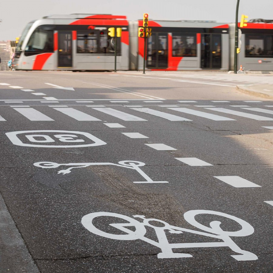 El Ayuntamiento planea la construcción de ocho nuevos tramos de carril bici urbanos, que se sumarán a los 135 kilómetros existentes