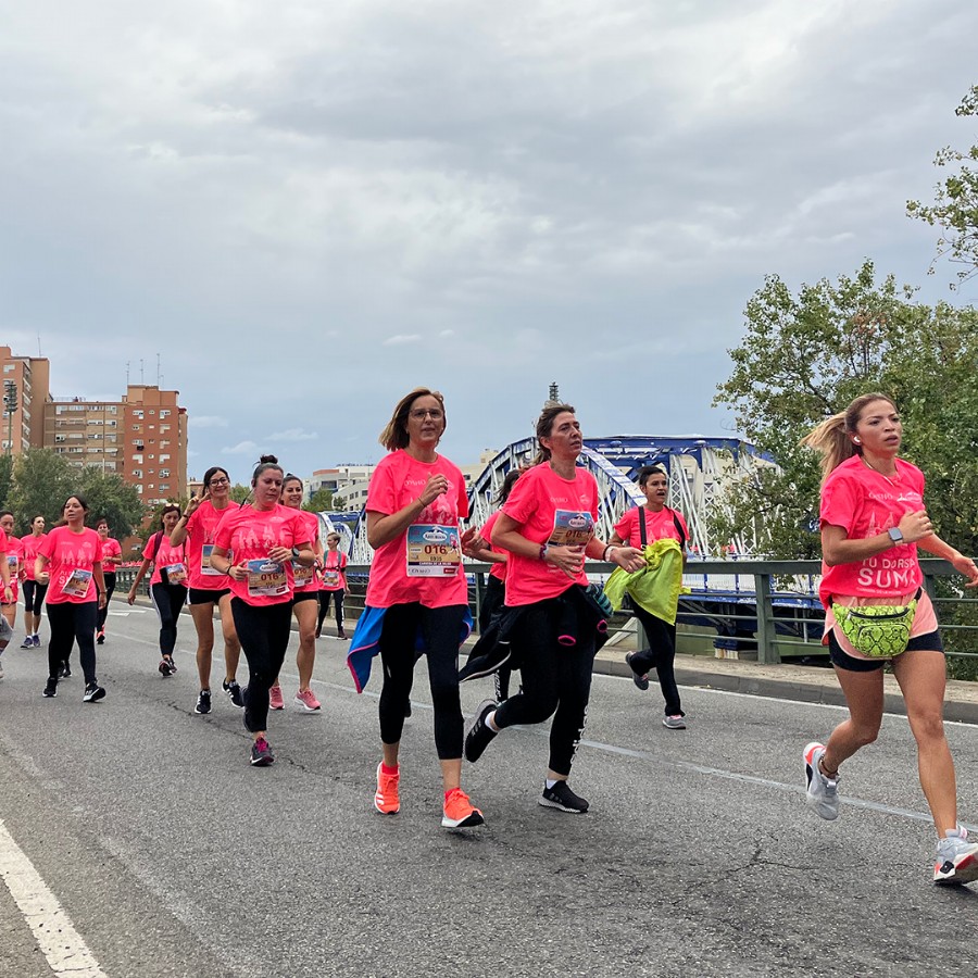 Fotos y Clasificaciones de la Carrera de la Mujer Zaragoza con 11.400 corredoras formando una espectacular «marea rosa»