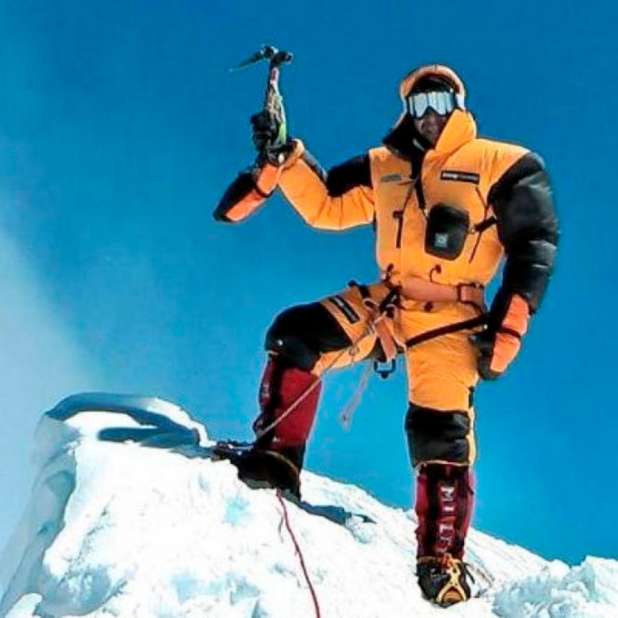 Charlas «Conquistar la cima», con Carlos Pauner, el único alpinista aragonés que ha ascendido a los 14 ocho miles del planeta