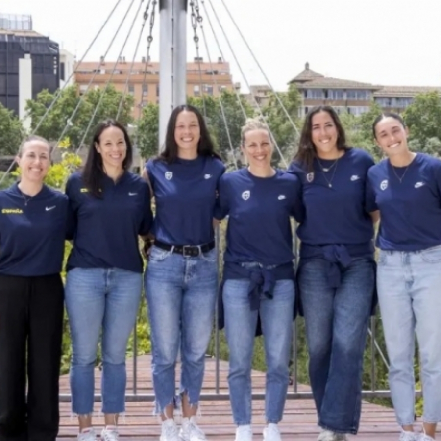 ¿Qué hace la selección española olímpica de baloncesto 3x3 en Zaragoza? ¿Qué hace la selección española olímpica de baloncesto 3x3 en Zaragoza?