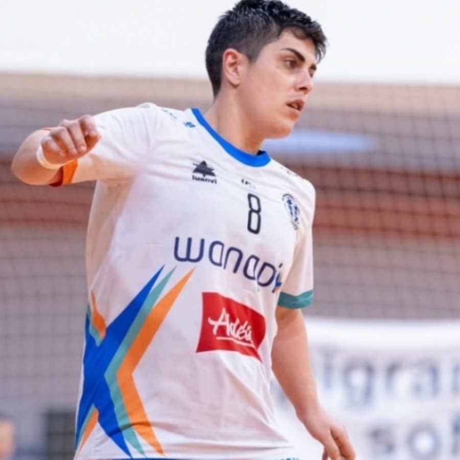 Rebe renueva con Wanapix Aldelís tras una gran primera temporada con 12 goles y se consolida como pieza clave para el curso 2025/26 Rebe renueva con Wanapix Aldelís tras una gran primera temporada con 12 goles y se consolida como pieza clave para el curso 2025/26