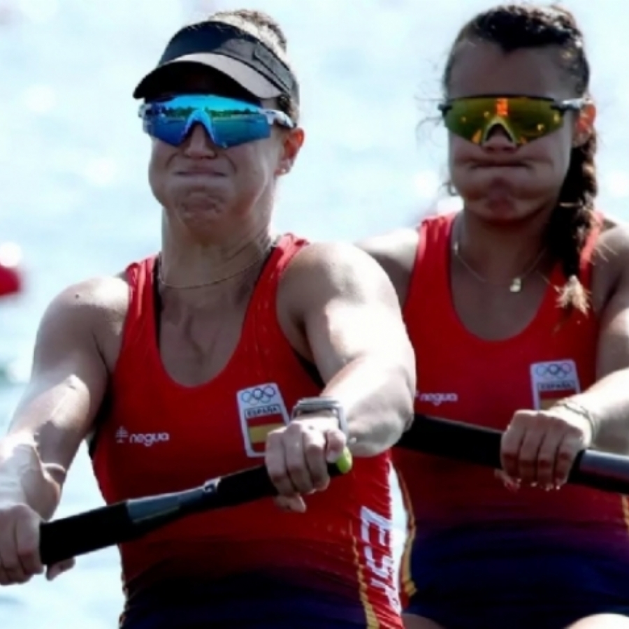 Remo Esther Briz, en las semifinales de skiff femenino de los Mundiales de Remo Remo Esther Briz, en las semifinales de skiff femenino de los Mundiales de Remo