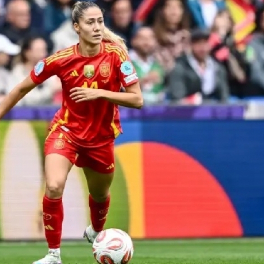 Laia Aleixandri pasa a los mandos: Laia Aleixandri pasa a los mandos: