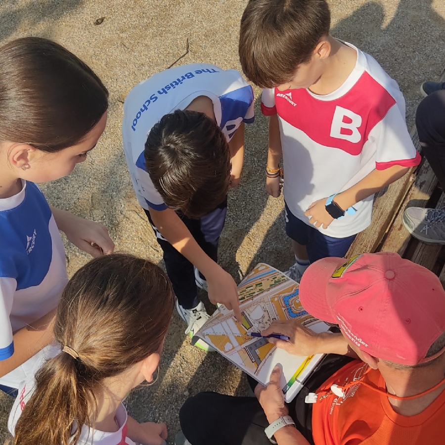 Comienza con éxito la actividad escolar «Orientación en los Parques» Comienza con éxito la actividad escolar «Orientación en los Parques»