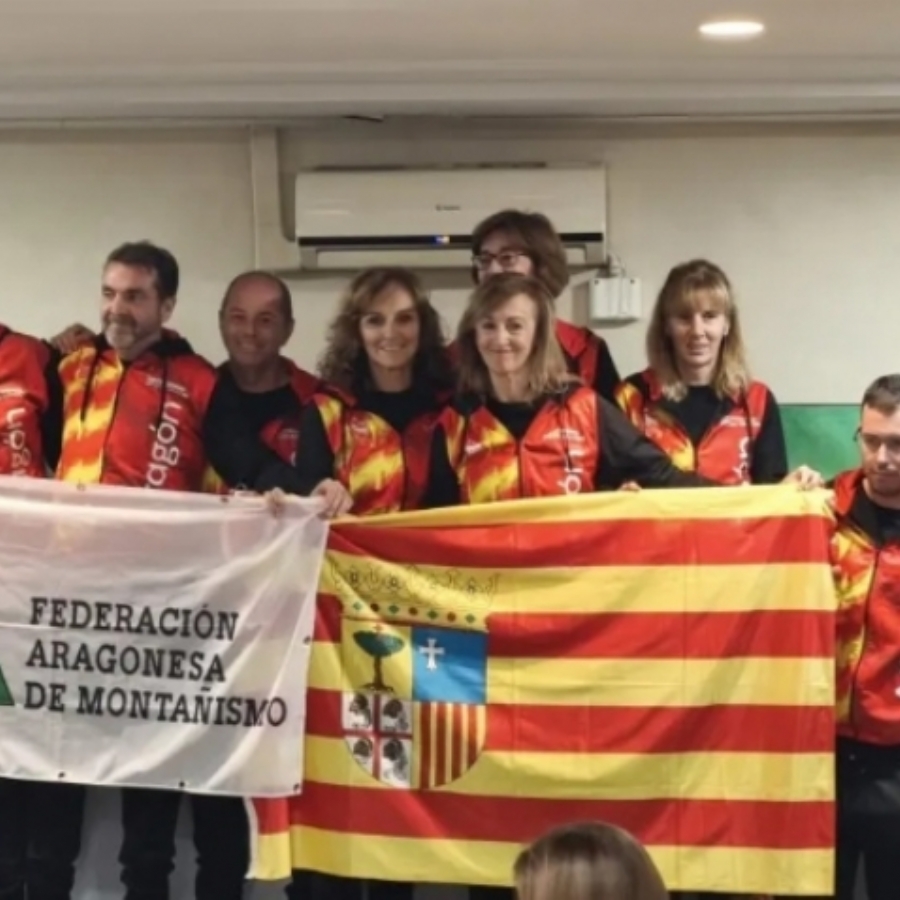 El equipo femenino aragonés de marcha nórdica finaliza quinto en el Campeonato de España de selecciones