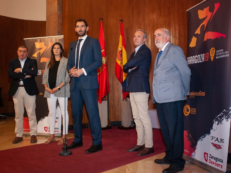 Zaragoza acoge los siete partidos de la primera jornada de la Liga Día de baloncesto femenino