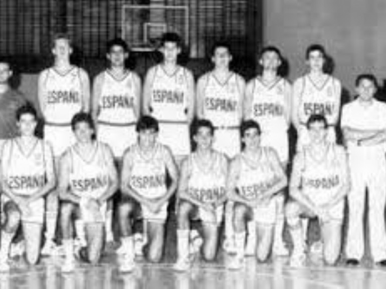 La selección juvenil de baloncesto que logró la plata europea en 1985 se reencontrará en Zaragoza