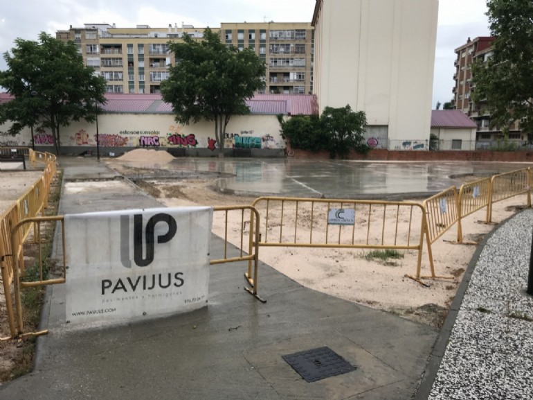 Comienzan las obras para la mejora de la pista de baloncesto y patinaje en Santa Isabel