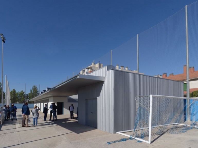 El Campo Municipal de Fútbol de Santa Isabel estrena nuevo edificio de vestuarios