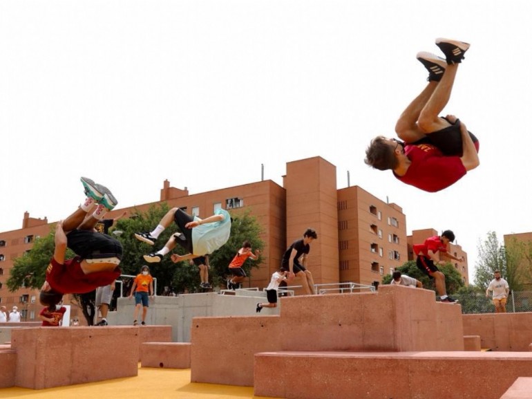 Zaragoza estrena su primera pista de parkour situada en el barrio del Actur