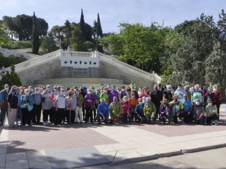 Zaragoza Deporte reanuda su programa de andadas guiadas para mayores de 55 años. Foto: Os Andarines