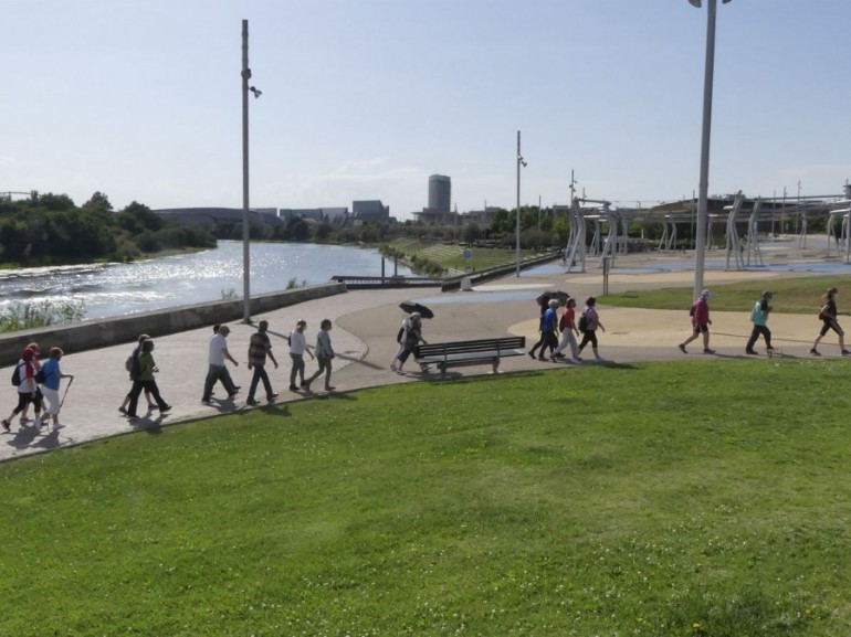 Zaragoza Deporte reanuda su programa de andadas guiadas para mayores de 55 años. Foto: Os Andarines