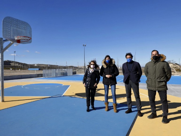 El barrio de Valdespartera estrena su nuevo potrero, con canchas deportivas de uso libre para todos los públicos